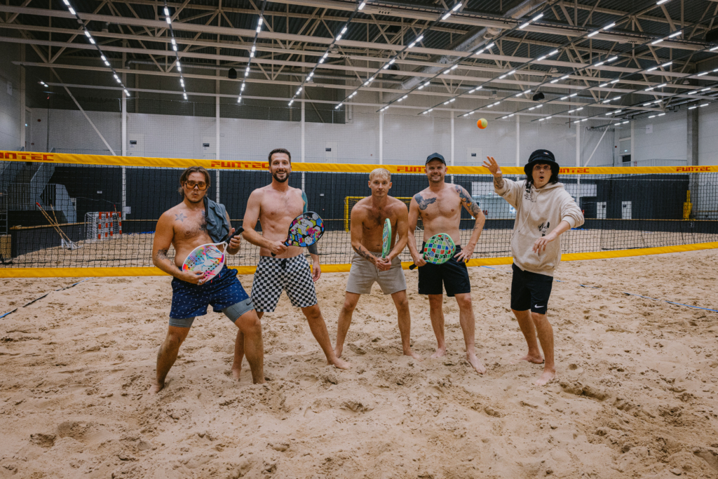 Bedwetters Visit Pärnu liivahall
